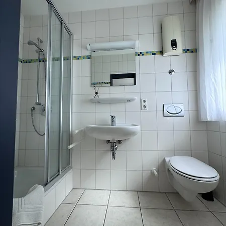 منزل للإقامة Gaestehaus Linzgau
